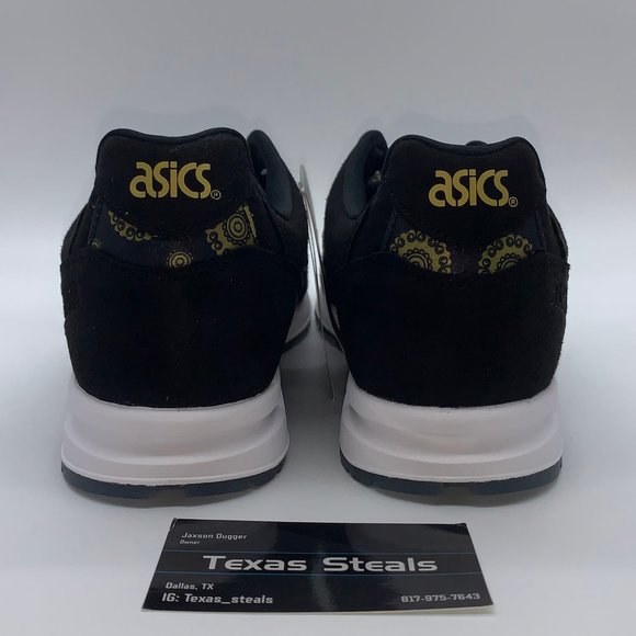 Athletic_Shoes